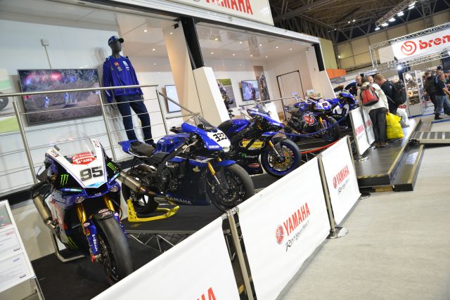 MCL18_Yamaha_Racing_14