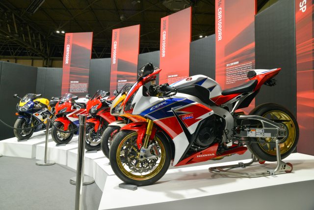 MCL21_Fireblade_30th_9