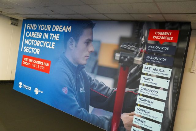 3_Motorcycle_Sector_1