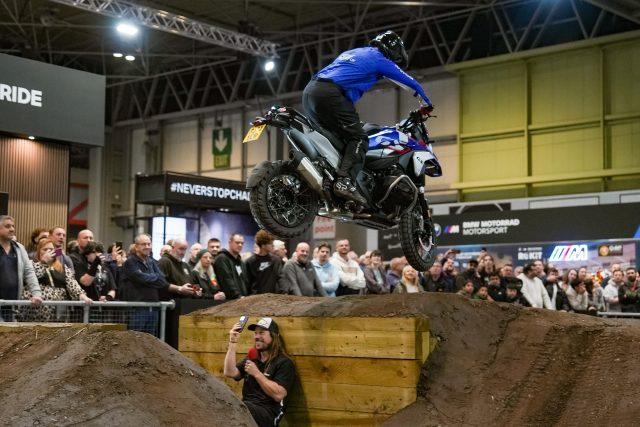 BMW_Make_Life_A_Ride_54