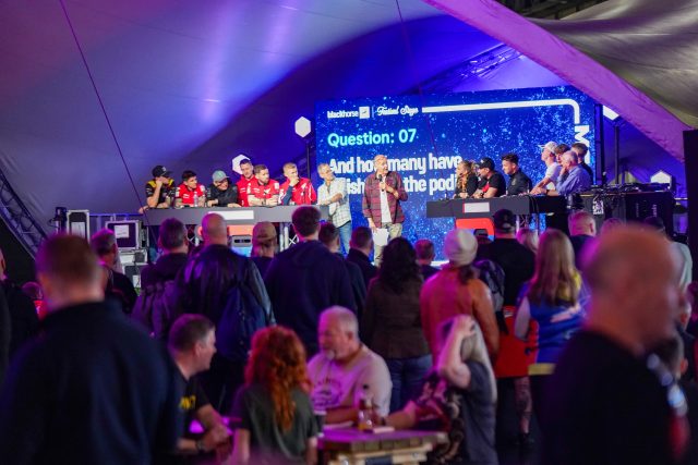 Black_Horse_Big_Quiz_26