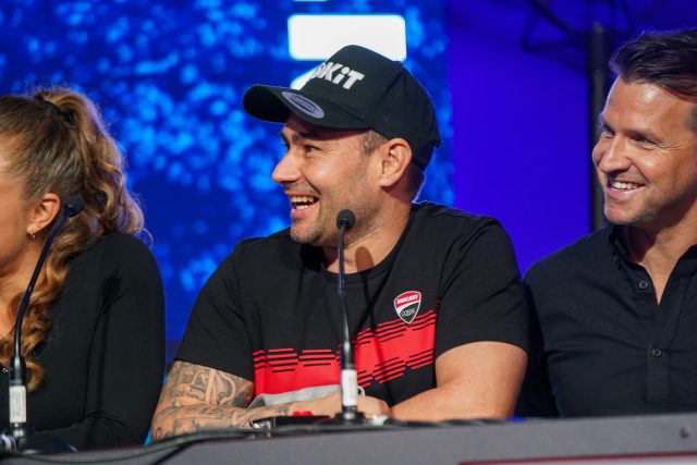 Black_Horse_Big_Quiz_28