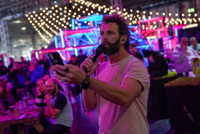 Black_Horse_Big_Quiz_36