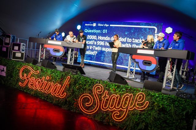 Black_Horse_Big_Quiz_40