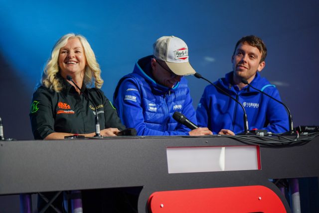 Black_Horse_Big_Quiz_42