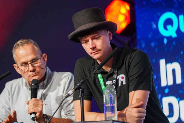 Black_Horse_Big_Quiz_45