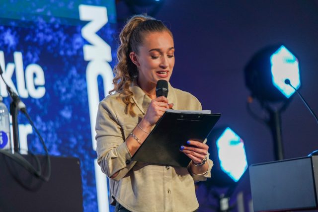 Black_Horse_Big_Quiz_47