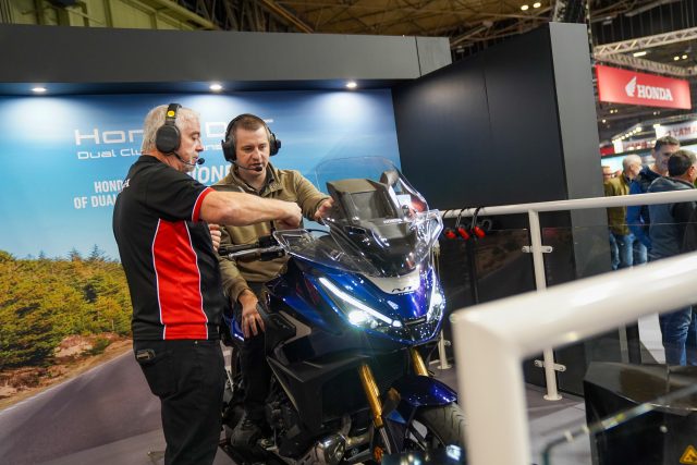 Honda_rolling_Road_1