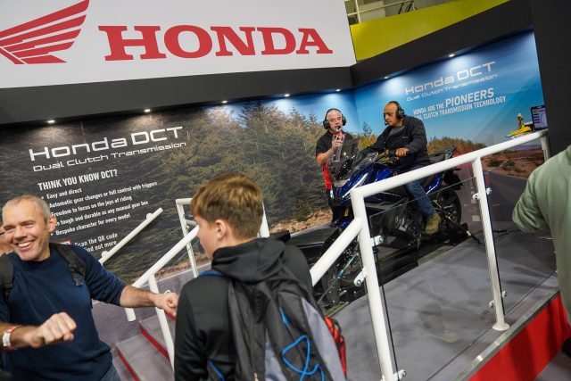 Honda_rolling_Road_16