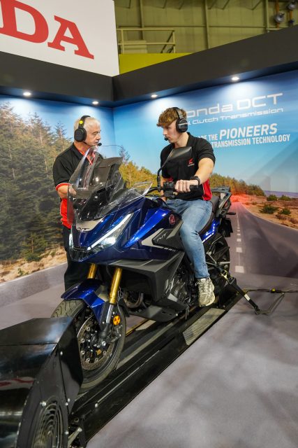 Honda_rolling_Road_17