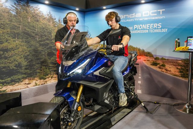 Honda_rolling_Road_18