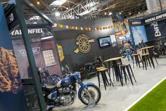 MCL25_Royal_Enfield-008