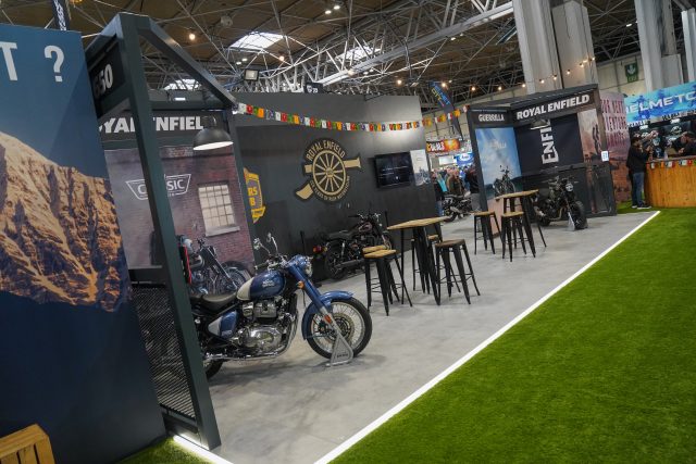 MCL25_Royal_Enfield-009