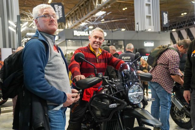 MCL25_Royal_Enfield-016