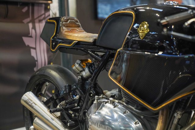 MCL25_Royal_Enfield-034