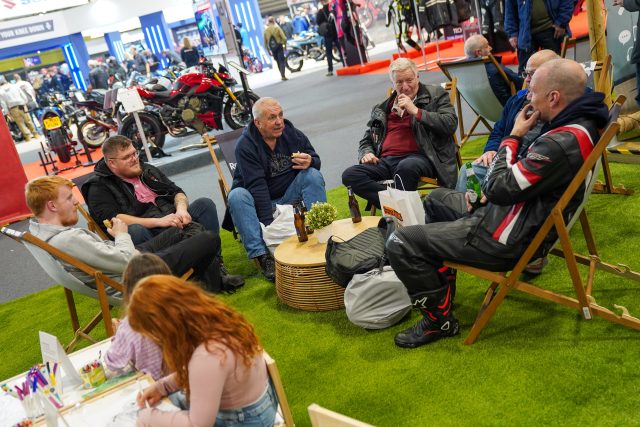 MCL25_Royal_Enfield-047