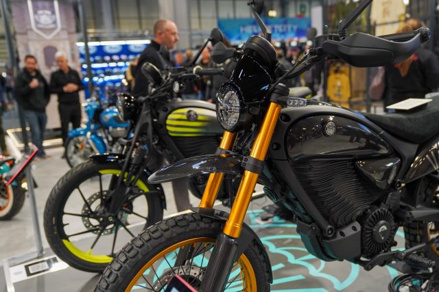 MCL25_Royal_Enfield-051