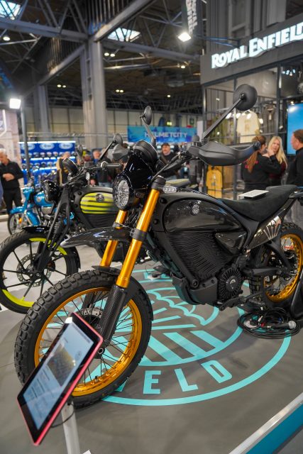 MCL25_Royal_Enfield-053