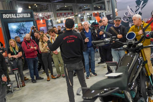 MCL25_Royal_Enfield-063