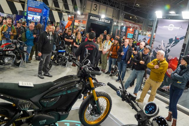 MCL25_Royal_Enfield-064