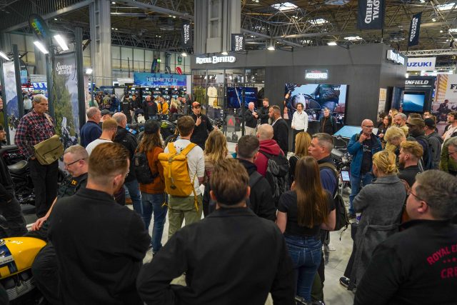 MCL25_Royal_Enfield-069