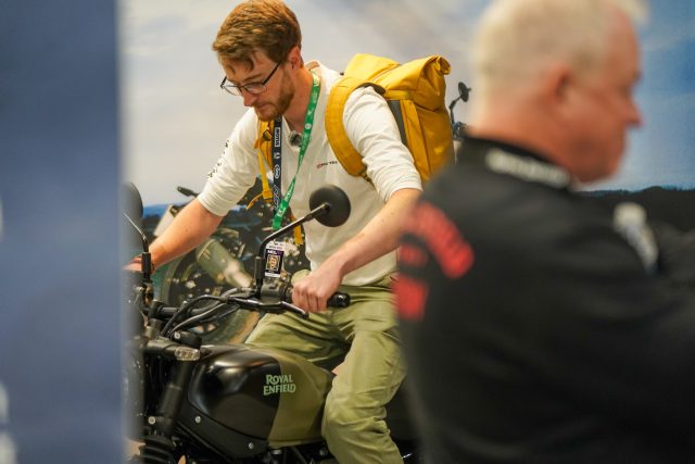 MCL25_Royal_Enfield-084