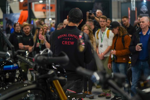 MCL25_Royal_Enfield-092