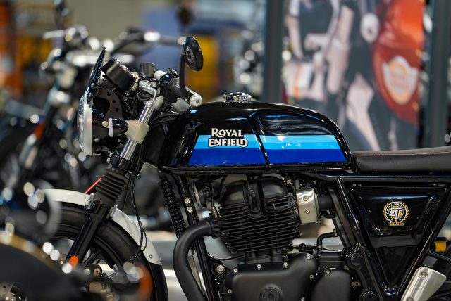 MCL25_Royal_Enfield-108