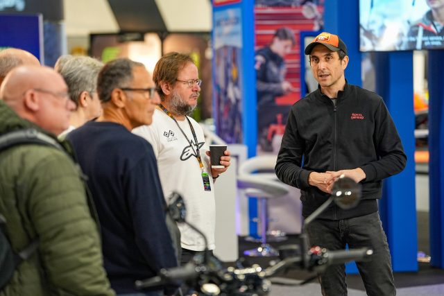 MCL25_Royal_Enfield-116