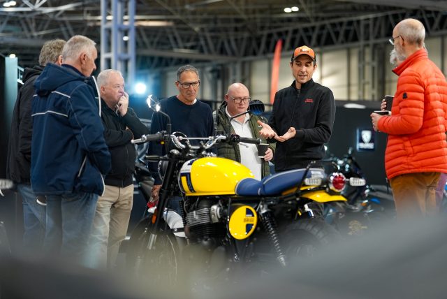 MCL25_Royal_Enfield-121