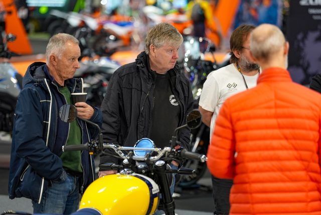 MCL25_Royal_Enfield-124