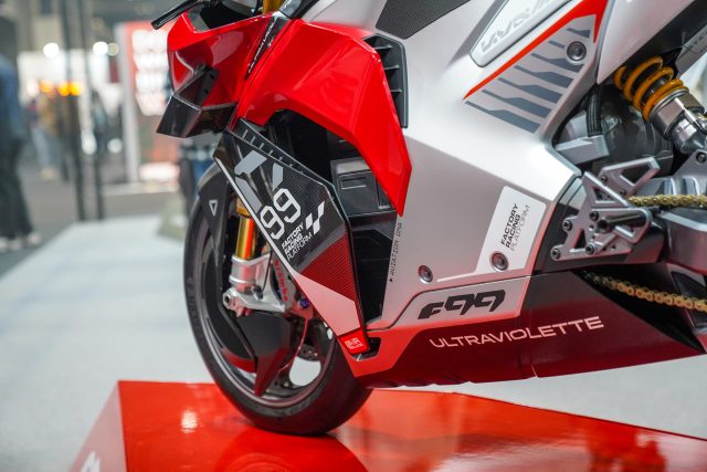 MCL25_Ultraviolet-08