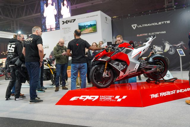 MCL25_Ultraviolet-33