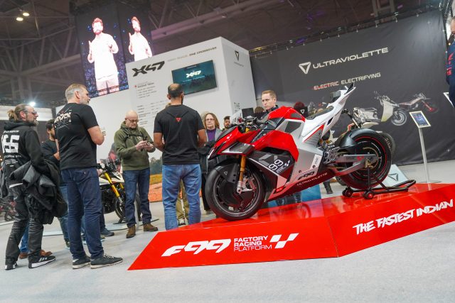 MCL25_Ultraviolet-34