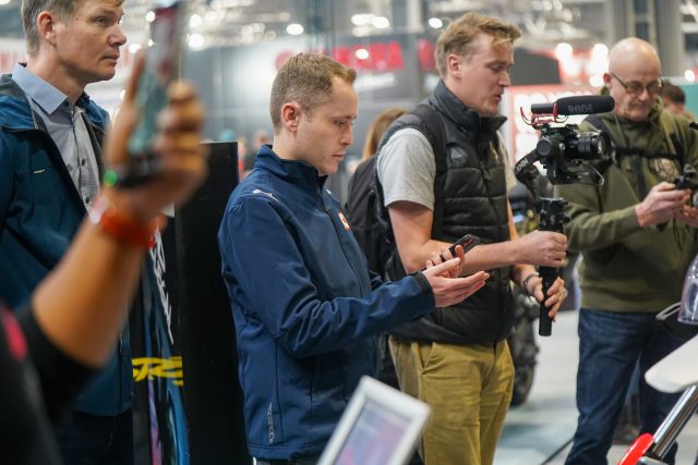 MCL25_Ultraviolet-53