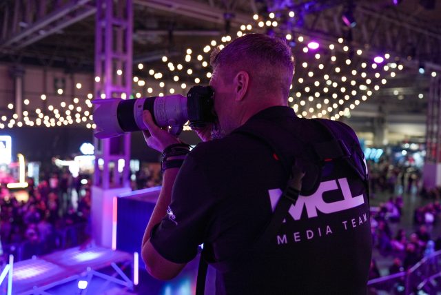 Media_Team_Working_5