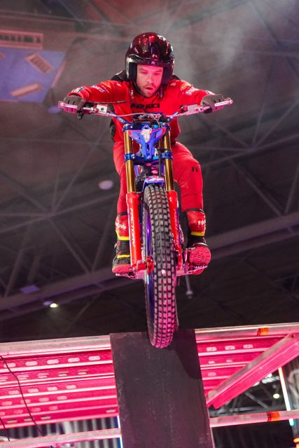 Moto_action_Show-08