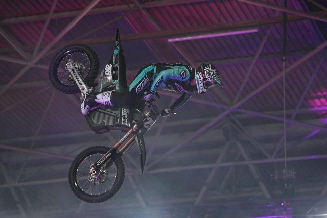 Moto_action_Show-100