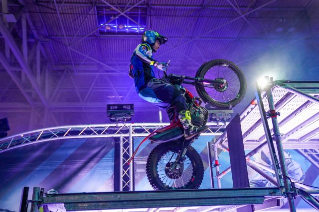 Moto_action_Show-120