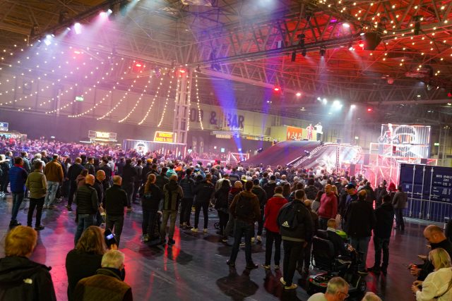 Moto_action_Show-180