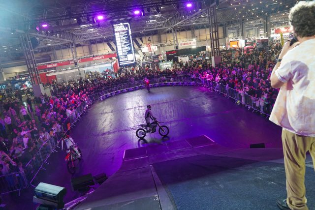 Moto_action_Show-192