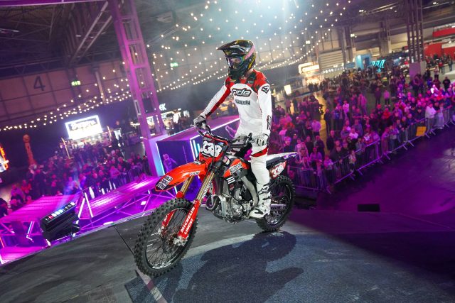 Moto_action_Show-196