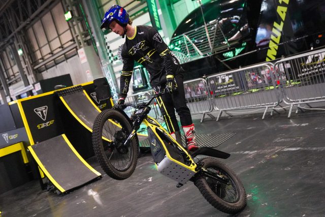 Triumph_TXP_Display_18