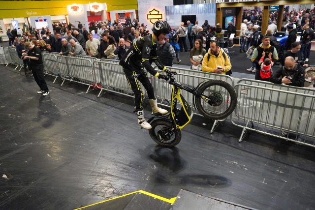 Triumph_TXP_Display_24