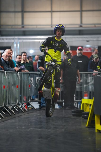 Triumph_TXP_Display_69