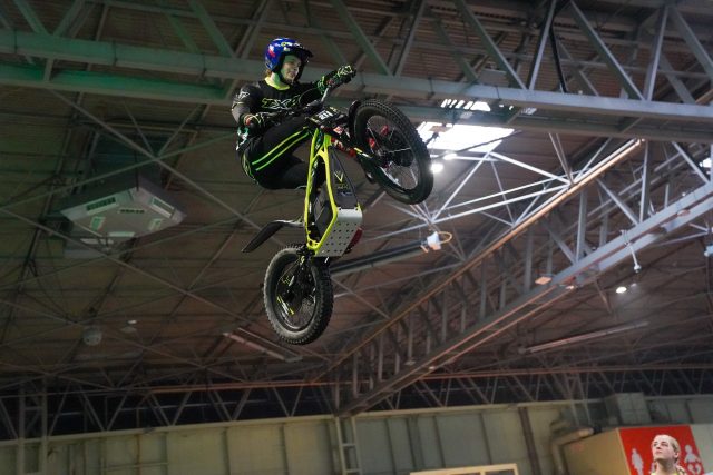 Triumph_TXP_Display_7