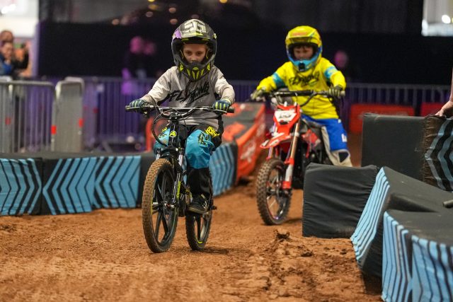 Youth_Electric_MotoX_17